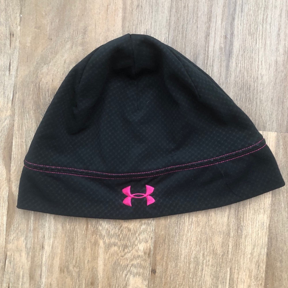 UNDER ARMOUR | Black Running Hat